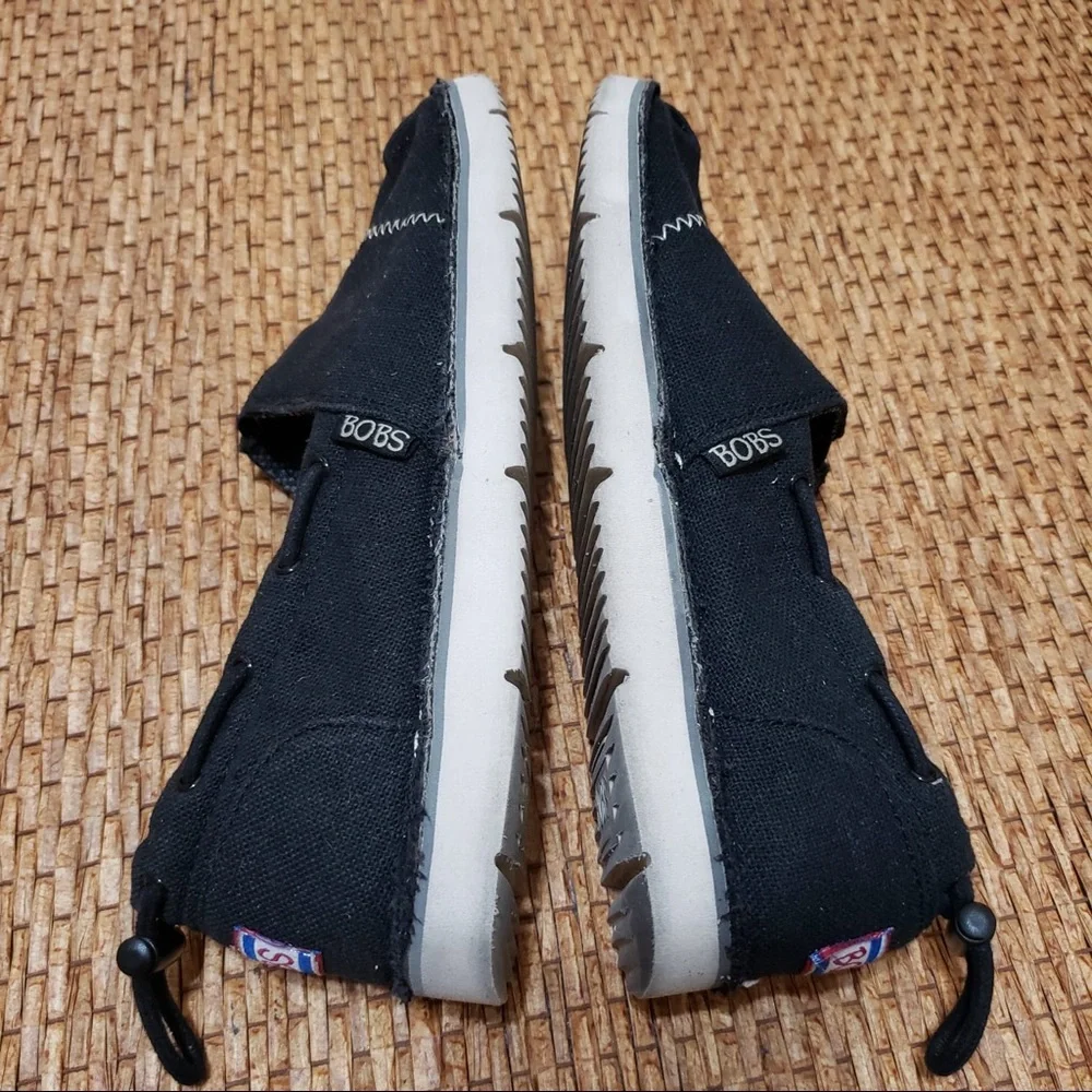 Bobs Skechers Black Canvas Size 7